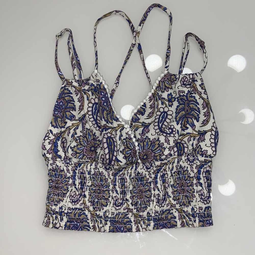 American Eagle crop top
